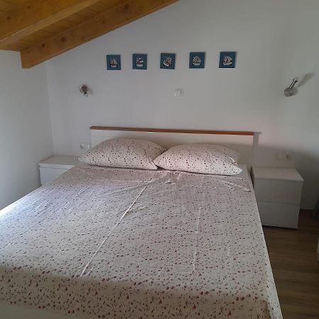 Apartman Jurisic Vir Ngoại thất bức ảnh
