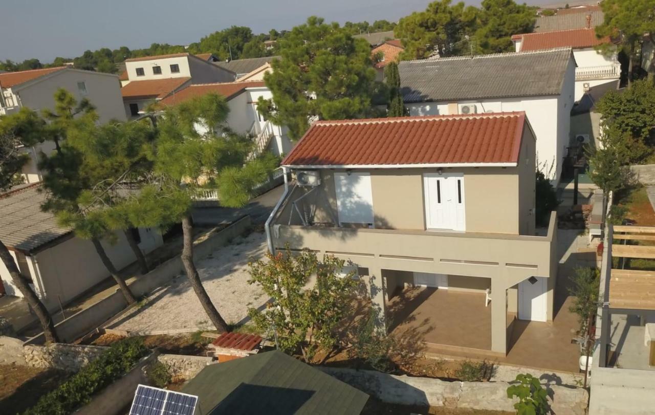 Apartman Jurisic Vir Ngoại thất bức ảnh